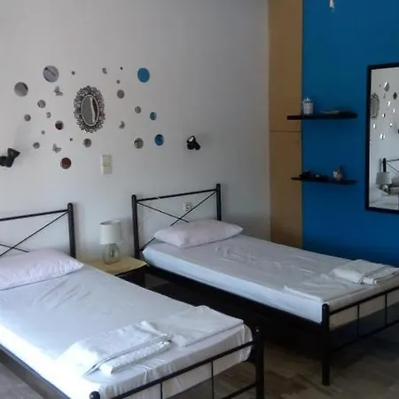 Hostel John Galouzis