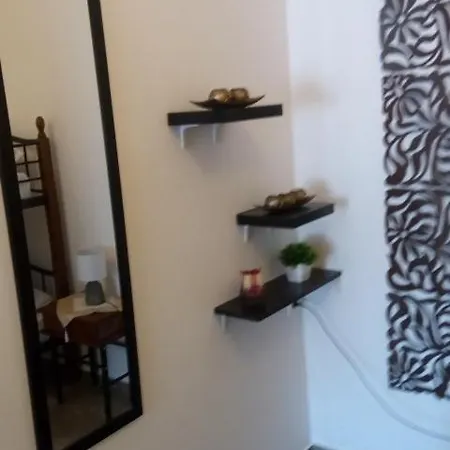 Hostel John Galouzis