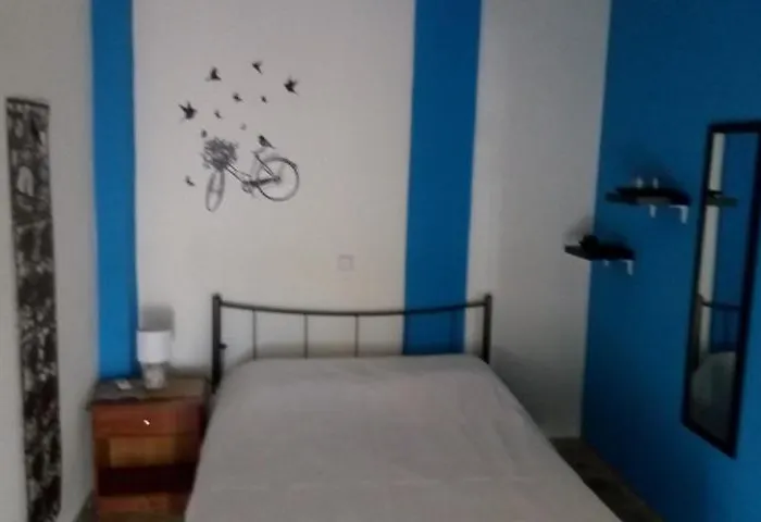 John Galouzis Hostel Myrties