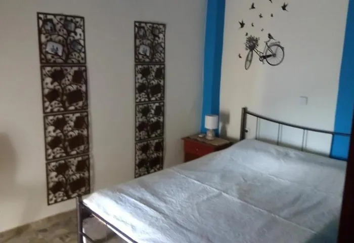 John Galouzis * Myrties