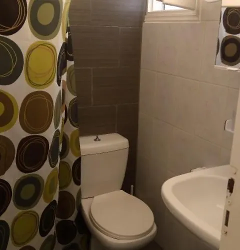 John Galouzis Mirtiész